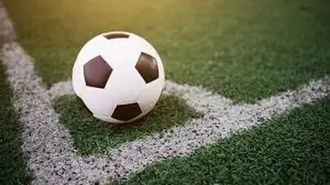 激情起伏再现！曼联联赛三连霸后，近五轮仅一胜，挑战将至！