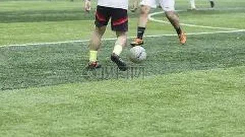 【独家揭秘】11月28日苏超盐城队盛大启幕，众多职业球星齐聚选拔盛宴！